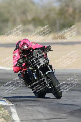 media/Jan-15-2026-Racers Edge (Thu) [[dfebeb70ab]]/2-A Group/Session 5 Turn 2/